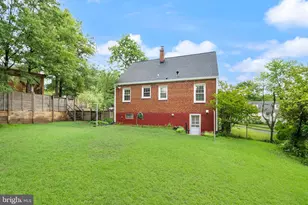 4010 74th Pl, Hyattsville, MD 20784 - Photo 38