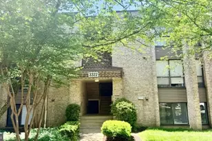 3322 Huntley Sq Dr, Temple Hills, MD 20748 - Photo 1