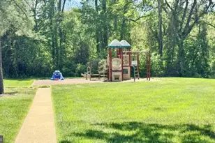 3322 Huntley Sq Dr, Temple Hills, MD 20748 - Photo 20
