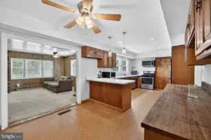 2922 Barrister Ln, Bowie, MD 20715 - Photo 6