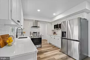 2804 Spindle Ln, Bowie, MD 20715 - Photo 6