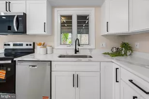 12508 Swirl Ln, Bowie, MD 20715 - Photo 16