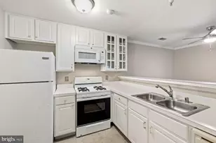 6500 Lake Park Dr, Greenbelt, MD 20770 - Photo 12