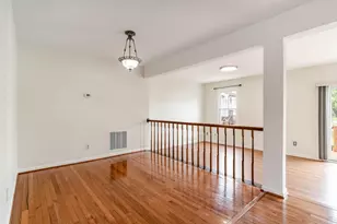 5922 Surratts Village Dr, Clinton, MD 20735 - Photo 14