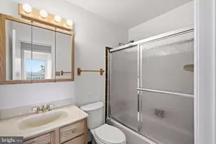 9008 Acredale Ct, College Park, MD 20740 - Photo 24