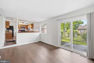 9008 Acredale Ct, College Park, MD 20740 - Photo 8