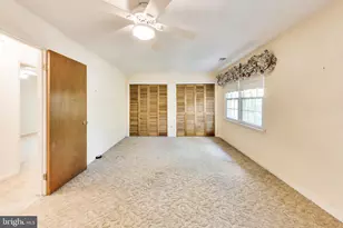 9220 Croom Acres Terrace, Upper Marlboro, MD 20772 - Photo 38