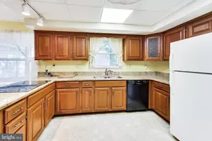 9220 Croom Acres Terrace, Upper Marlboro, MD 20772 - Photo 16