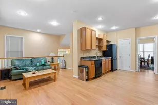 11714 Brookeville Landing Ct, Bowie, MD 20721 - Photo 4