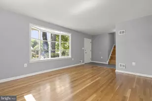 9109 Drake Pl, College Park, MD 20740 - Photo 6