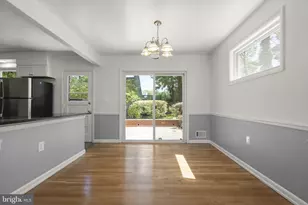 9109 Drake Pl, College Park, MD 20740 - Photo 8
