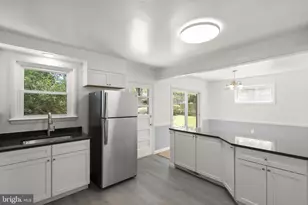 9109 Drake Pl, College Park, MD 20740 - Photo 12