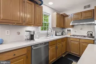 14021 Heatherstone Dr, Bowie, MD 20720 - Photo 14