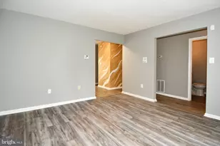 7737 Merrick Ln, Landover, MD 20785 - Photo 4