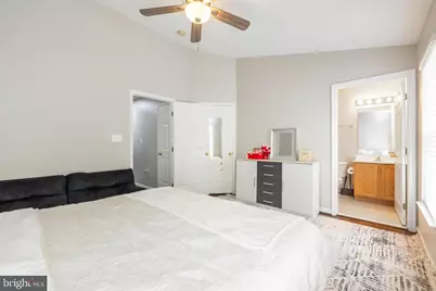 4004 Meadow Trail Lane, Hyattsville, MD 20784 - Photo 20