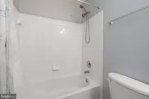 4004 Meadow Trail Ln, Hyattsville, MD 20784 - Photo 28