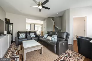4004 Meadow Trail Ln, Hyattsville, MD 20784 - Photo 4