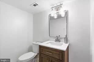 824 Booker Dr, Capitol Heights, MD 20743 - Photo 26