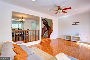 8239 Londonderry Ct, Laurel, MD 20707 - Photo 6