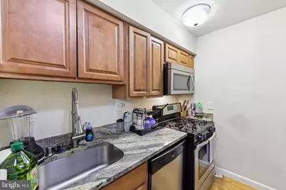 5215 Newton Street #202, Bladensburg, MD 20710 - Photo 8