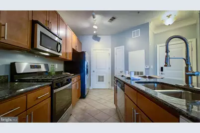 4701 Old Soper Road #462, Suitland, MD 20746 - Photo 8