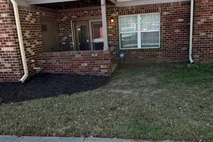 9704 Lake Pointe Ct, Upper Marlboro, MD 20774 - Photo 4