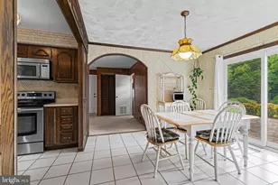 12227 Foxhill Ln, Bowie, MD 20715 - Photo 14