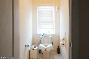 12802 Willow Marsh Ln, Bowie, MD 20720 - Photo 32