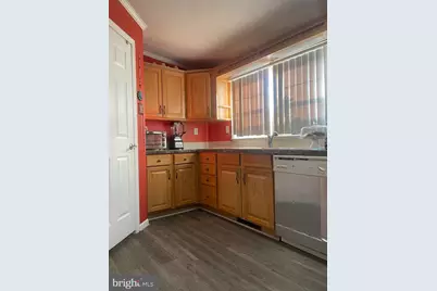 9412 Firtree Park Street, Capitol Heights, MD 20743 - Photo 10