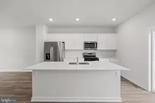 3402 Landon Walker Ln, Upper Marlboro, MD 20774 - Photo 10