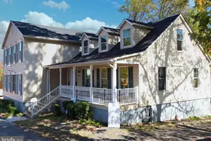 9216 Crandall Rd, Lanham, MD 20706 - Photo 2
