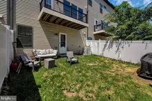 4748 Towne Park Rd, Suitland, MD 20746 - Photo 36