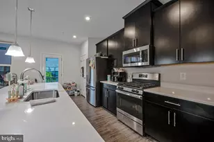 4748 Towne Park Rd, Suitland, MD 20746 - Photo 14