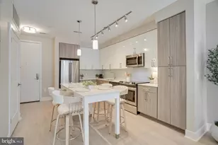 145 Riverhaven Dr, Oxon Hill, MD 20745 - Photo 1