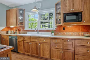 4212 Longfellow St, Hyattsville, MD 20781 - Photo 12