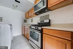8585 Seasons Way, Lanham, MD 20706 - Photo 10