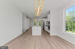 612 Catamaran Wy, National Harbor, MD 20745 - Photo 2