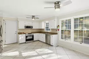 1403 Peartree Ln, Bowie, MD 20721 - Photo 10