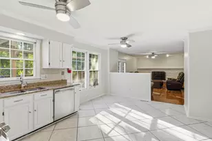 1403 Peartree Ln, Bowie, MD 20721 - Photo 6