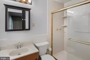 12806 Babcock Ln, Bowie, MD 20715 - Photo 16