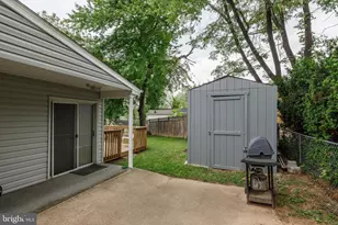 9816 53rd Ave, College Park, MD 20740 - Photo 24