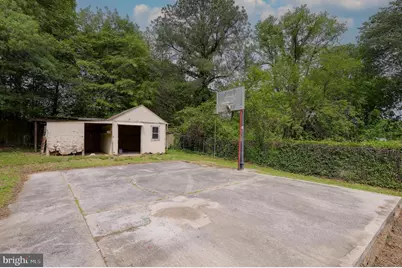 4904 Delaware Street, College Park, MD 20740 - Photo 28