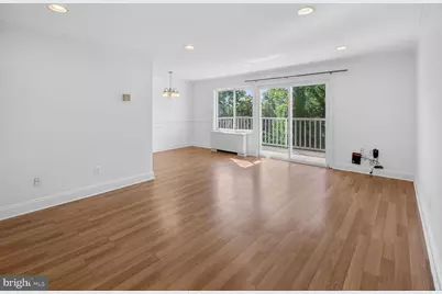5601 Parker House Terrace #304, Hyattsville, MD 20782 - Photo 2