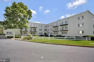 5601 Parker House Terrace, Hyattsville, MD 20782 - Photo 1