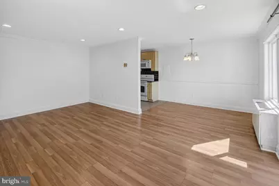 5601 Parker House Terrace #304, Hyattsville, MD 20782 - Photo 6