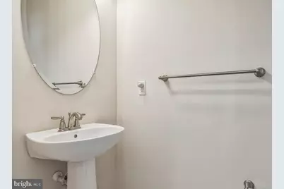 856 Regents Square #341, Oxon Hill, MD 20745 - Photo 12