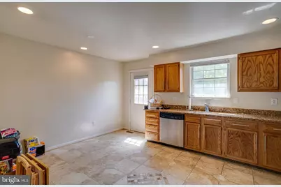 806 Balboa Avenue, Capitol Heights, MD 20743 - Photo 12