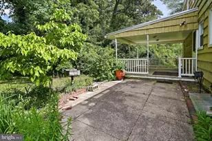 8901 Hickory Hill Ave, Lanham, MD 20706 - Photo 36