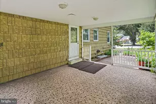 8901 Hickory Hill Ave, Lanham, MD 20706 - Photo 34
