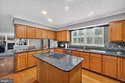 4813 Ashford Place, Upper Marlboro, MD 20772 - Photo 4